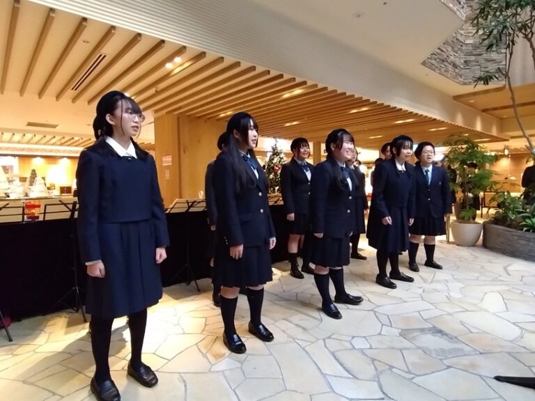 クリスマスコンサート inセレオ八王子 - 東京純心女子中学･高等学校